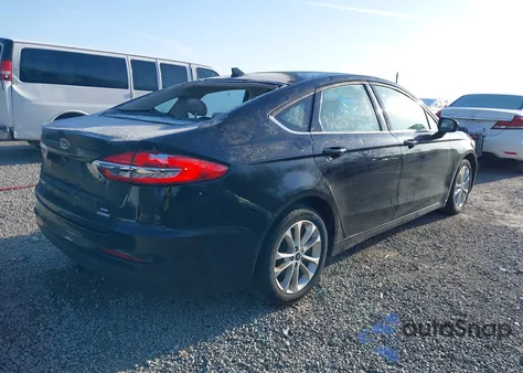 2020 Ford Fusion Hybrid Se z USA, uszkodzony, nr VIN 3FA6P0LU9LR226536